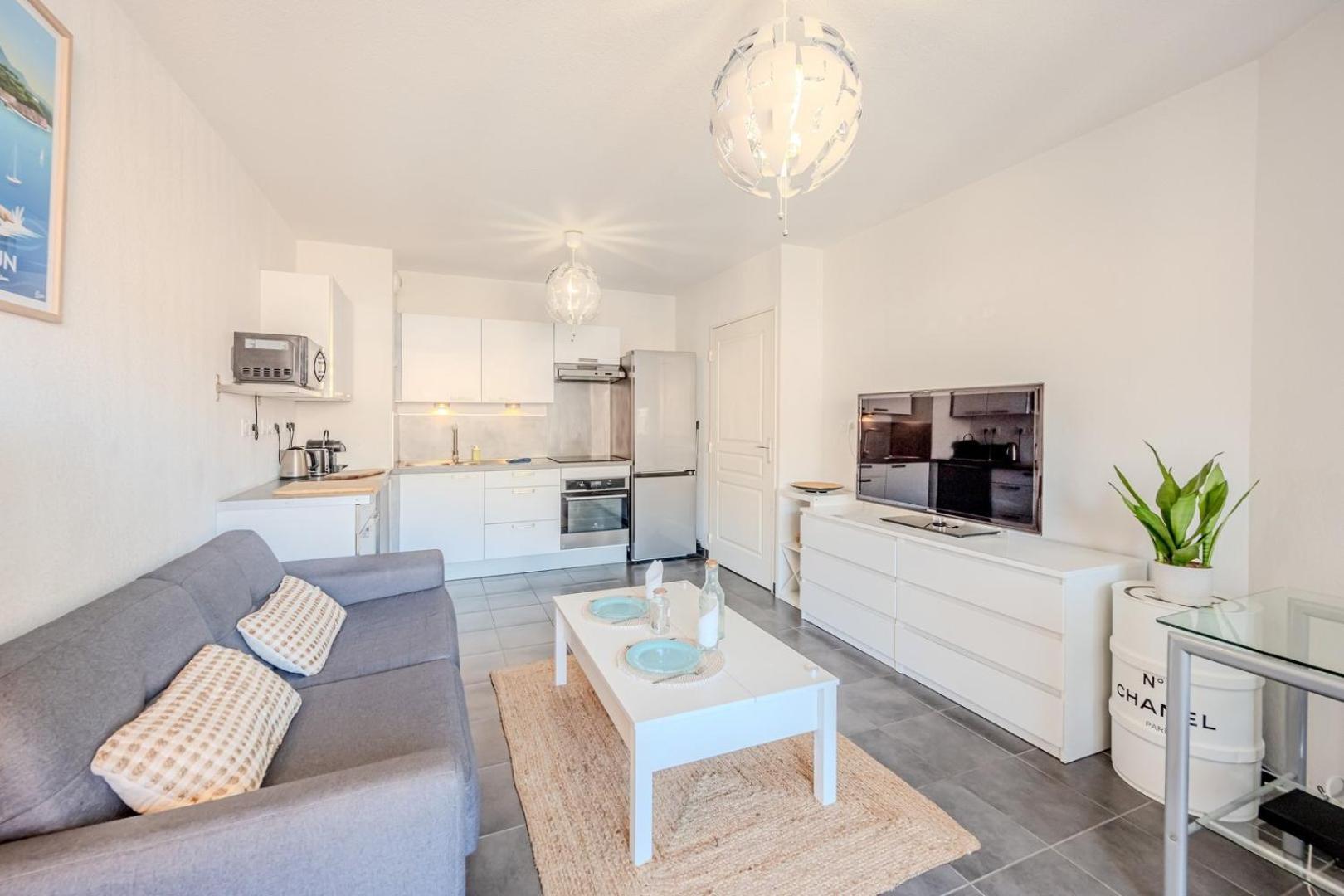 土伦Le Neroli T2 Dernier Etage Avec Terrasse Et Garage公寓 外观 照片