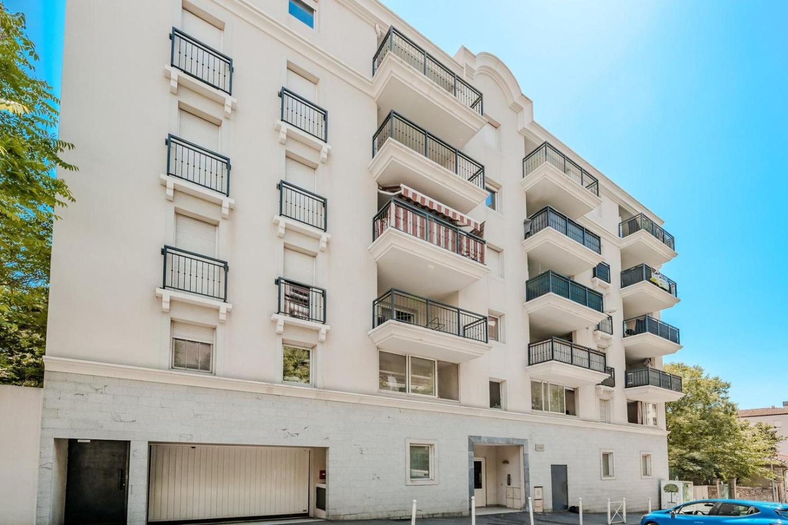 土伦Le Neroli T2 Dernier Etage Avec Terrasse Et Garage公寓 外观 照片